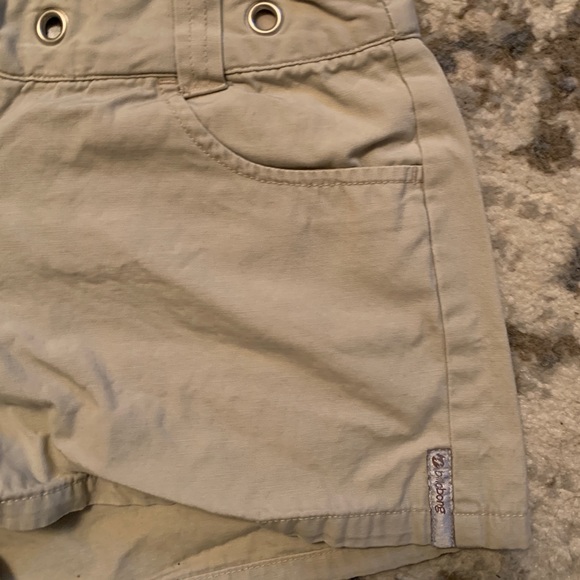 Billabong shorts - Picture 2 of 4